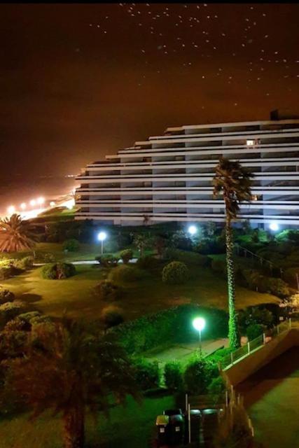 Les Pieds Dans L'Eau Apartment Canet-en-Roussillon Exterior photo