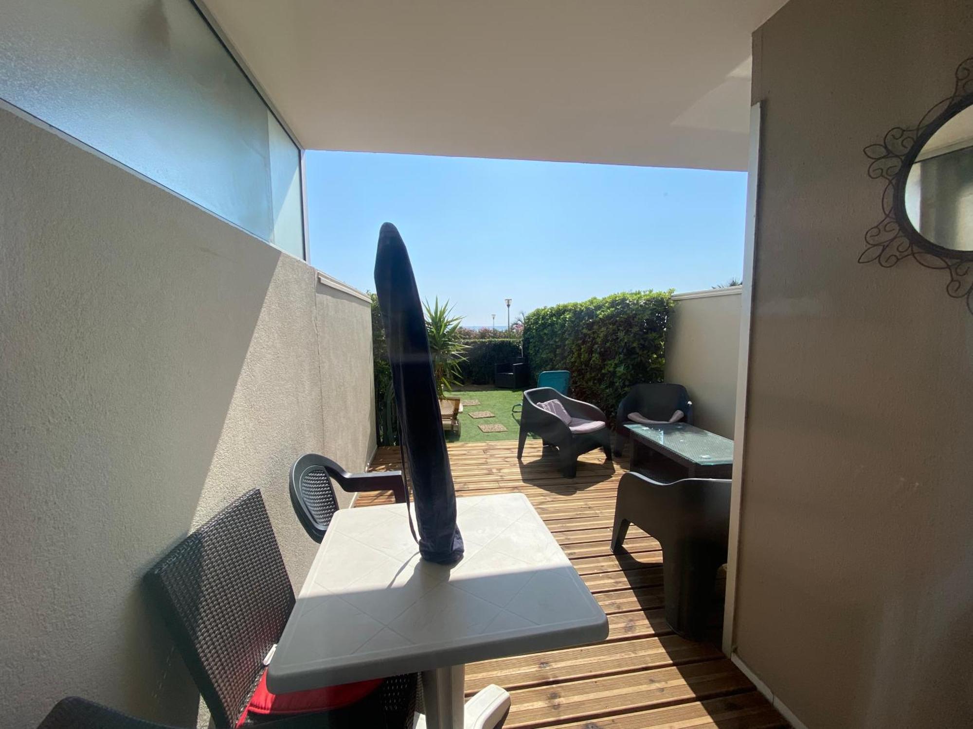 Les Pieds Dans L'Eau Apartment Canet-en-Roussillon Exterior photo
