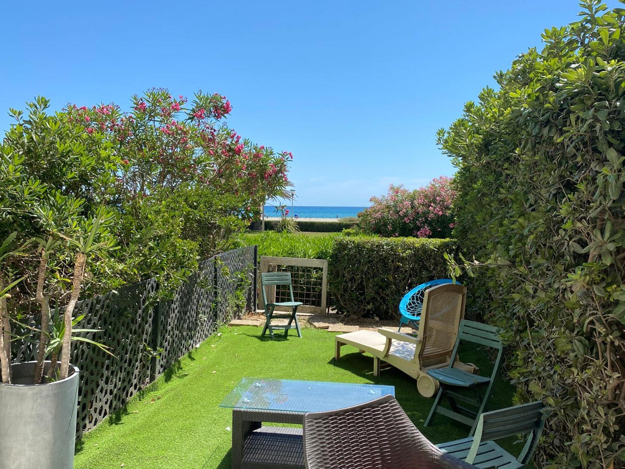 Les Pieds Dans L'Eau Apartment Canet-en-Roussillon Exterior photo